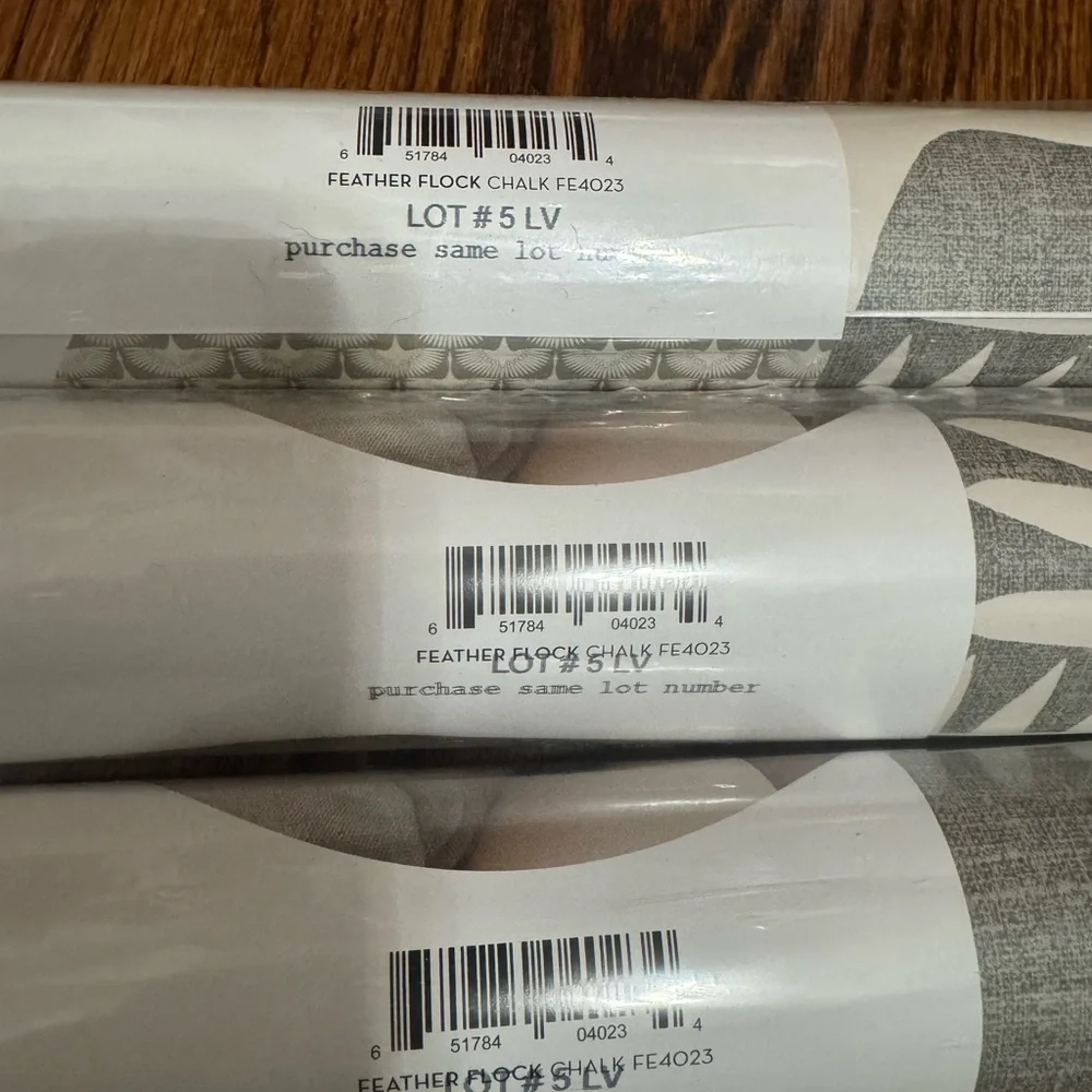 New sealed Tempaper by Genevieve self-adhesive Feather Flock Chalk Wallpaper
